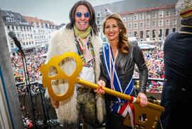 Weiberfastnacht 2023 - Sturm auf das Rathaus